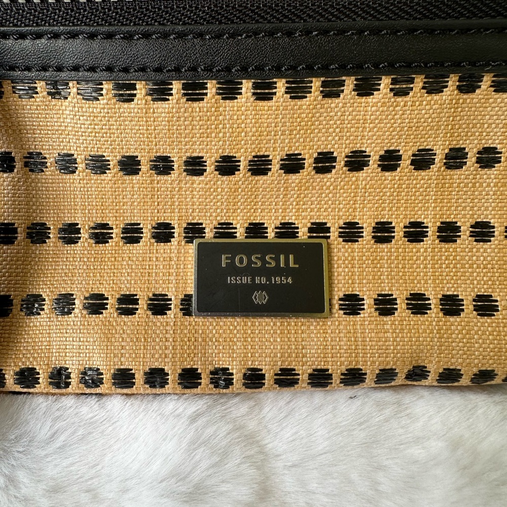 FOSSIL Dawson Fabric Crossbody light tan polka dot bohemian adjustable purse - Picture 2 of 7